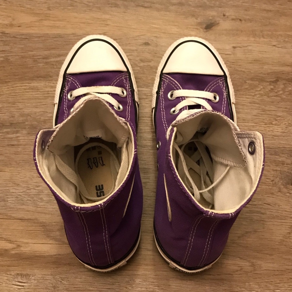 Women’s Purple High Top Converse Shoes - Picture 12 of 14